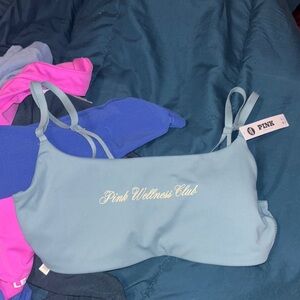 PINK Victoria's Secret sports bra